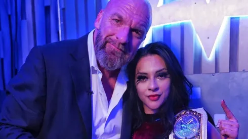 Triple H pone en un altar a Stephanie Vaquer (Foto: Triple H)
