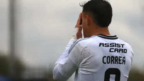 Javier Correa pasó de estar casi descartado a hoy tener algunas opciones de estar ante los iquiqueños (Foto:<br />
Jonnathan Oyarzun/Photosport)
