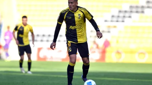 Le bajan el dedo a Matías Palavecino en Universidad de Chile.
