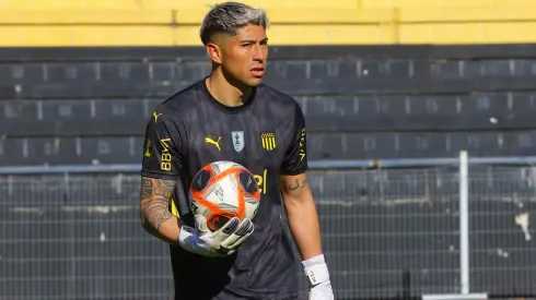 En Peñarol tomaron una importante decisión por el futuro de Brayan Cortés
