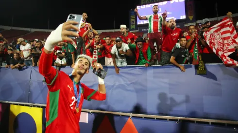 La barra chilena apoyó a Marruecos y se burló de Argentina.
