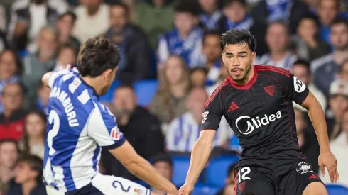 Alexis y Suazo fueron titulares en la caída del Sevilla que se complica en la tabla (Photo By Ricardo Larreina/Europa Press via Getty Images)
