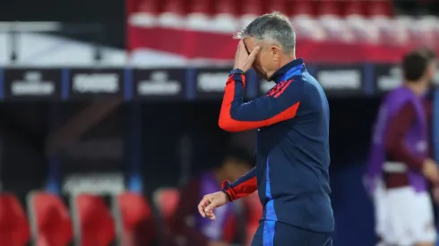 Piden la salida de Gustavo Álvarez
