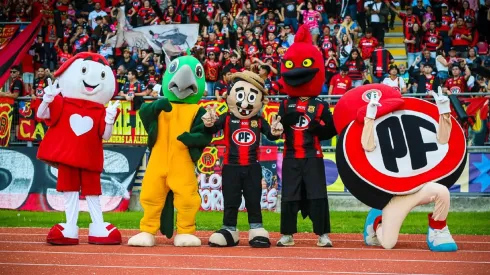 Épica carrera de corpóreos se robó las miradas en la previa al choque de Rangers contra Deportes Concepción en Primera B. (Foto: Rangers de Talca)
