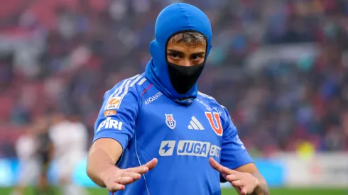 Universidad de Chile entrega el parte médico de Lucas Assadi.
