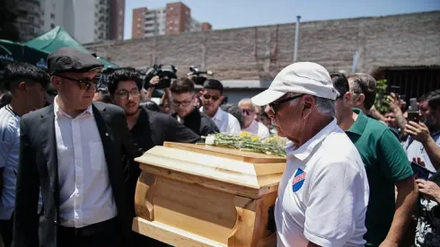 Colo Colo realizó un emotivo homenaje a la memoria del histórico Francisco 'Chamaco' Valdés. (Foto: CSD Colo Colo)
