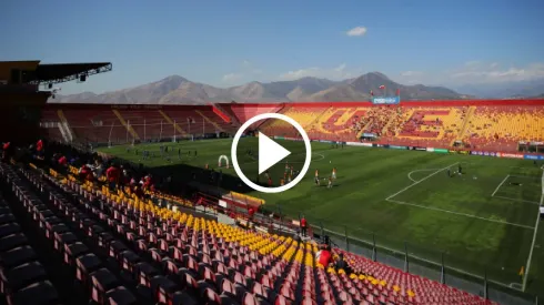 Un hecho tragicómico ocurrió este domingo en el Estadio Santa Laura. (Foto: Photosport)