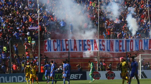 Serios incidentes en el partido de U. de Chile vs. Coquimbo Unido.(Foto: Jonnathan Oyarzún/Photosport)

