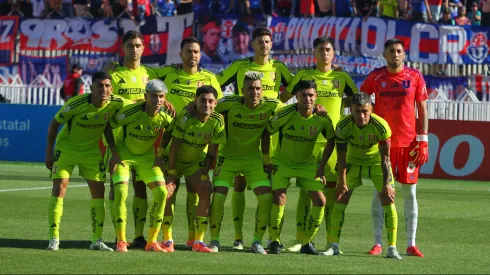 La U ensayó la formación para visitar a Iquique. (Foto: Jorge Loyola/Photosport)
