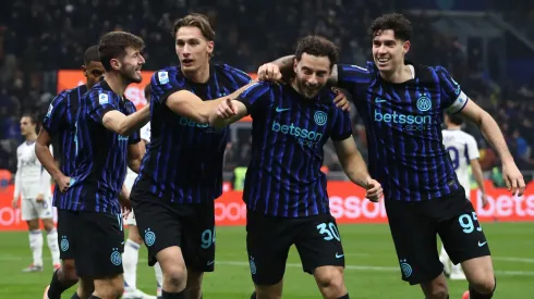 Inter, escolta de Napoli en la Serie A, se pone a prueba ante un Liverpool irregular.