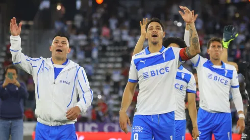 Futbol, Universidad Catolica vs Union La Calera<br />
Fecha 30, Liga de primera 2025.<br />
Los jugadores de Universidad Catolica celebran el triunfo durante un partido de la liga de primera contra Union La Calera disputado en el estadio Claro Arena de Santiago, Chile.<br />
06/12/2025<br />
Jonnathan Oyarzun/Photosport
Football, Universidad Catolica vs Union La Calera<br />
30th turn, 2025 First division league.<br />
Universidad Catolica’s players reacts after winning during first division league match against Union La Calera at the Claro Arena stadium in Santiago, Chile.<br />
06/12/2025<br />
Jonnathan Oyarzun/Photosport
