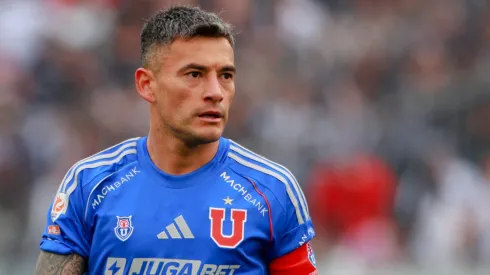 Charles Aránguiz rompió el silencio en redes sociales.
