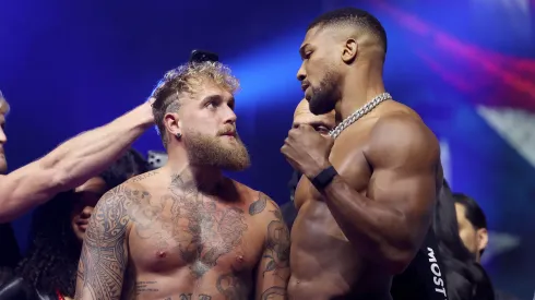 Jake Paul y Anthony Joshua se ven las caras esta tarde en Miami, Florida (Photo by Leonardo Fernandez/Getty Images)
