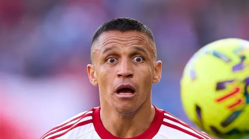 Alexis Sánchez no seguiría en Sevilla una vez finalice la temporada (Photo by Fran Santiago/Getty Images)
