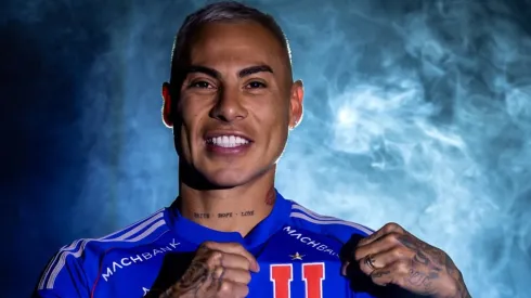 Eduardo Vargas volvió a Universidad de Chile para reforzar al equipo de Paqui Meneghini.

