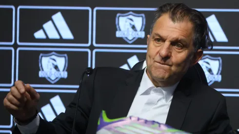 Aníbal Mosa confirmó dos nuevas salidas de Colo Colo. (Foto: Jonnathan Oyarzún/Photosport)
