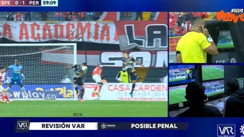 Apague y vámonos: insólito error del VAR en Santa Fe - Pereira... ¡Vieron una mano!