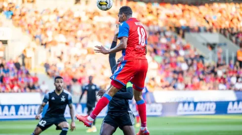 Conoce a Jhon Mosquera, el desconocido colombiano que jugará la Champions League