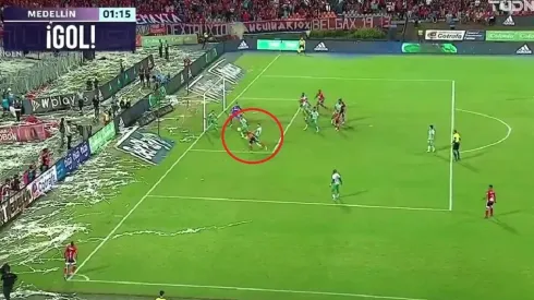 Cadavid sorprende a Mier y marca el gol más rápido de la historia del clásico paisa