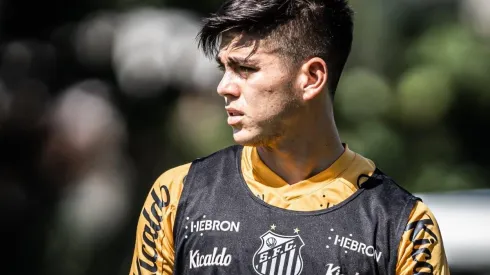 ¿La ‘10’ de Pelé? Confirman el número que usará Daniel Ruiz en Santos