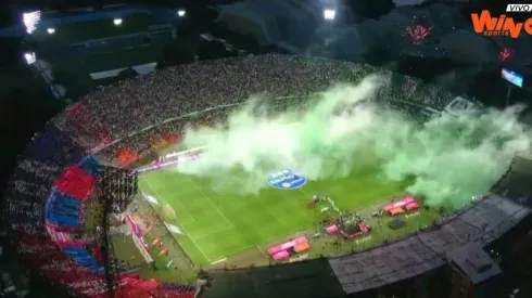 Apoteósico recibimiento de la hinchada de Atlético Nacional en el clásico