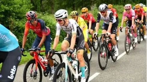 Complicada etapa para los colombianos: así van en la general del Tour de Francia