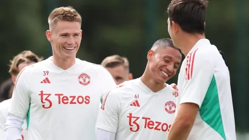 José Mateo Mejía entrena con el primer equipo de Manchester United.
