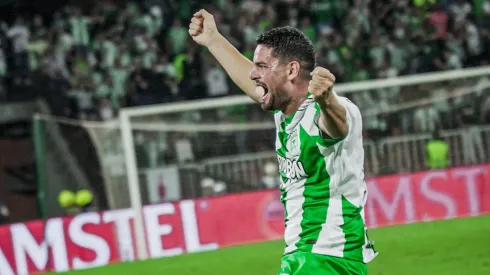 Maxi Cantera ilusiona en Atlético Nacional: así fueron sus dos golazos ante Racing