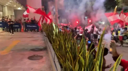 Llamativo recibimiento de los hinchas del América en Santa Marta