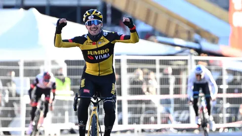 Primoz Roglic dejará de ser corredor del Jumbo Visma y cambiará de equipo en 2024.
