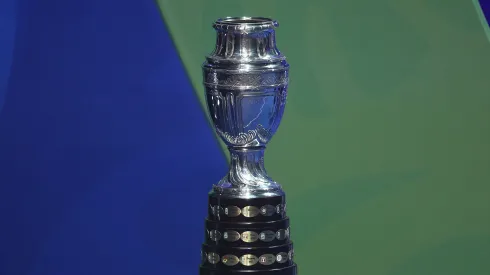 La Copa América, uno de los trofeos más preciados del fútbol mundial.
