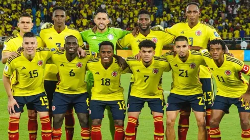 Jugadores de la Selección Colombia, posando para la foto, previo al inicio del partido por la jornada 1 de la Eliminatoria ante Venezuela.
