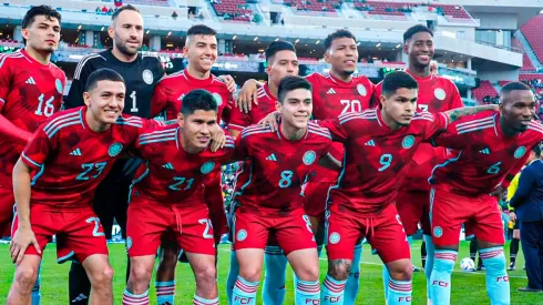 La Selección Colombia posa para la foto previa al duelo ante México en Los Angeles.
