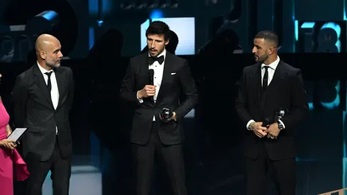 Pep Guardiola, Ruben Dias y Kyle Walker, en la gala The Best de la FIFA.

