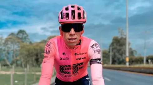 Rigoberto Urán entrenando con su equipo EF Education.
