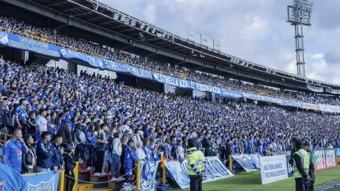 Hinchas de Millonarios en el estadio El Campín de Bogotá.
