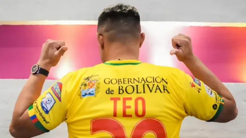 Teófilo Gutiérrez en su presentación con el Real Cartagena.
