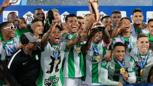Nacional celebra el título de Copa Colombia en el 2023.
