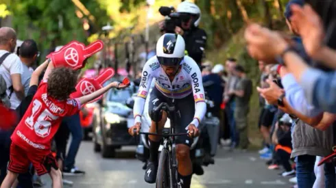 Daniel Martínez consiguió podio en el Giro de Italia y logra récord nacional