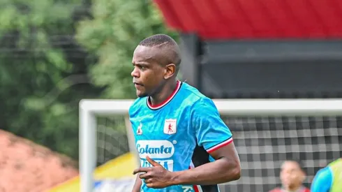 Candelo entrenando con el América
