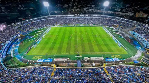 Estadio El Campín de Bogotá, copado por los hinchas de Millonarios.

