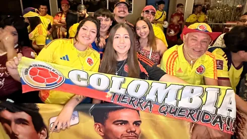 Hinchas de Colombia se tomaron las calles de Glendale para acompañar a la Selección.
