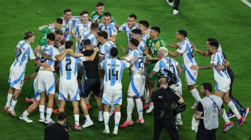 El burlesco cántico de los jugadores de Argentina a la Selección Colombia