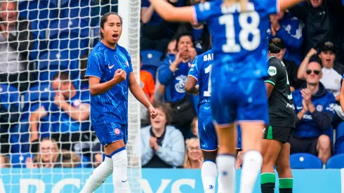 Mayra Ramírez festeja su gol en el amistoso ante Feyenoord.
