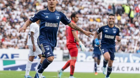 Daniel Cataño de Millonarios festejando ante Once Caldas.
