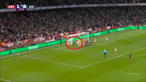 Asistencia de Luis Díaz en el empate parcial de Liverpool ante Arsenal