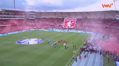 Hinchas del América de Cali en la final de la Copa Colombia ante Atlético Nacional.
