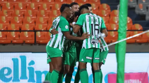 Joan Castro festeja con Atlético Nacional en la Liga BetPlay DIMAYOR II 2024.
