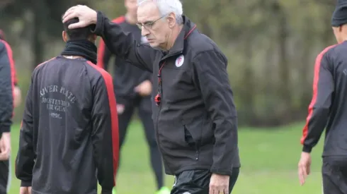 Jorge Fossati habló de la posibilidad de reemplazar a Pablo Repetto en Liga de Quito