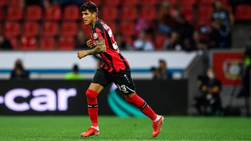 Leverkusen recibió la primera oferta por Piero Hincapié